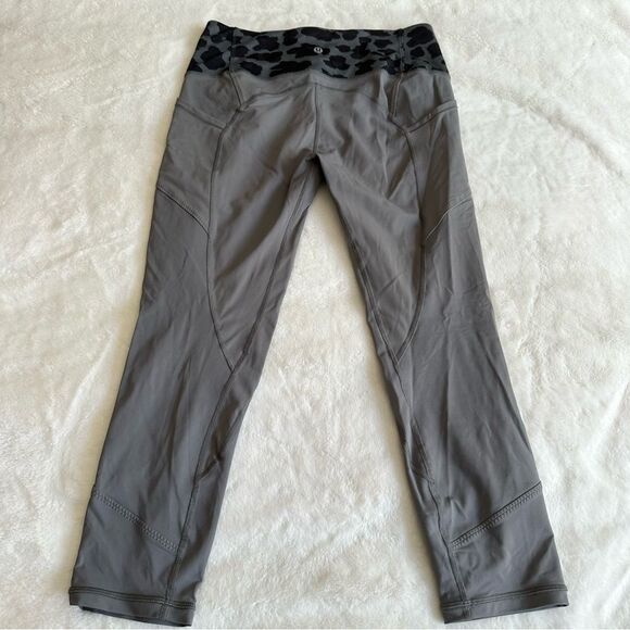 Lululemon All The Right Places Crop Leggings Leopard Size 10 - Picture 4 of 9